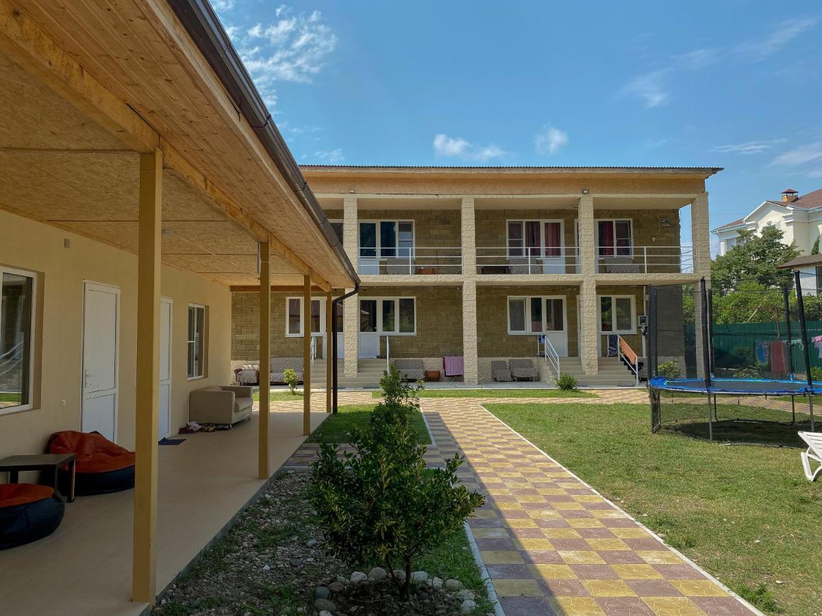 פיזונדה Guest House Harmony מראה חיצוני תמונה